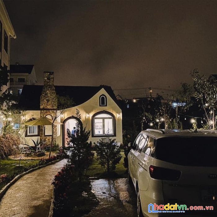 Bán nhà sân vườn trung tâm đà lạt 262m2, sổ riêng xây dựng, full đất ở đô th