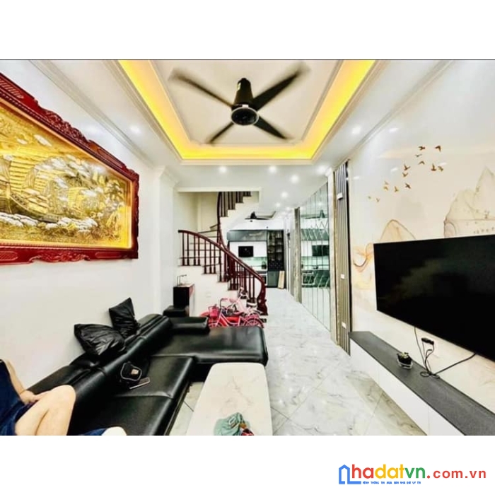 Bán nhà phố hoàng mai, hoàng văn thụ 36m, 5 tầng. giá: 6.8 tỷ