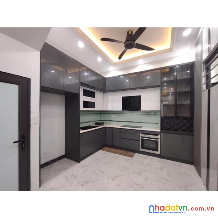 Bán nhà phố hoàng mai, hoàng văn thụ 36m, 5 tầng. giá: 6.8 tỷ
