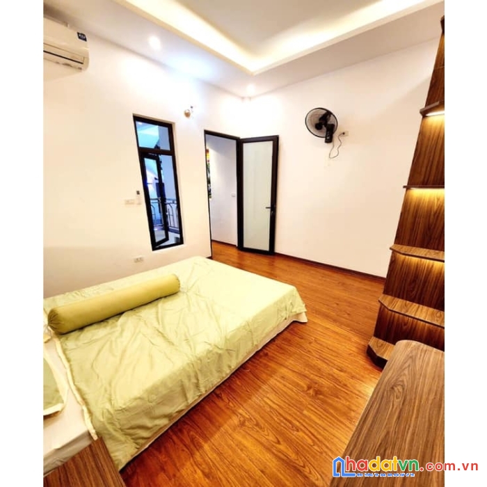 Bán nhà đường hoàng mai, hoàng văn thụ 42m, 4 tầng. giá: 6.7 tỷ