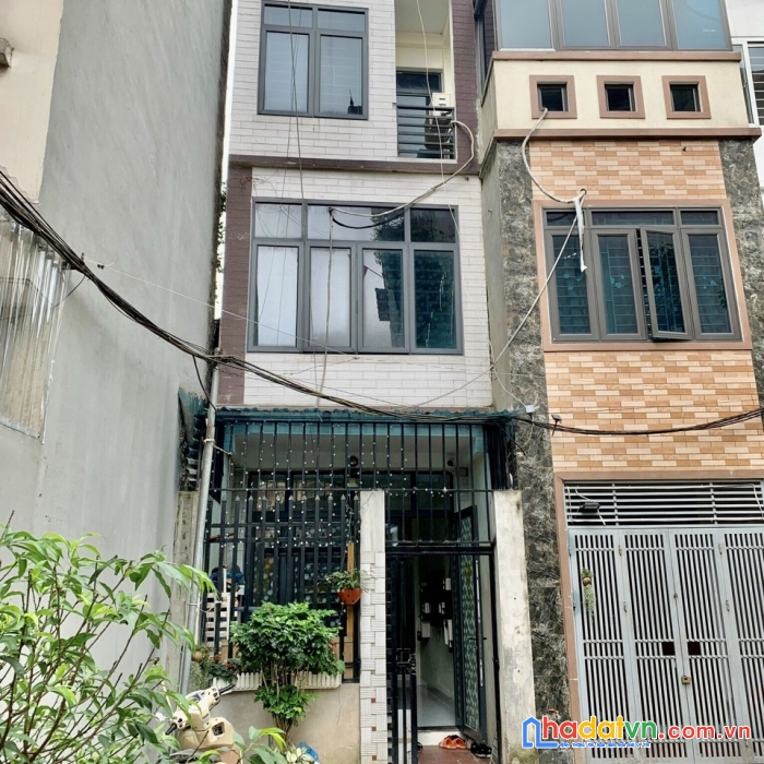 Bán nhà 3t*43m2, nhà dân xây tại huyền kỳ,500m ra chợ xốm, đh đại nam, cao đẳng thương mại
