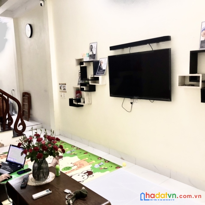 Bán nhà 3t*43m2, nhà dân xây tại huyền kỳ,500m ra chợ xốm, đh đại nam, cao đẳng thương mại