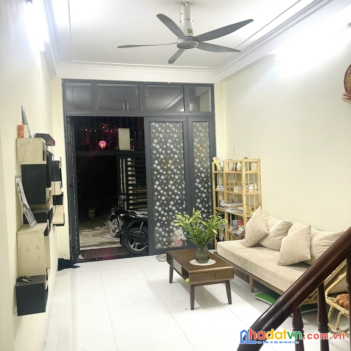 Bán nhà 3t*43m2, nhà dân xây tại huyền kỳ,500m ra chợ xốm, đh đại nam, cao đẳng thương mại