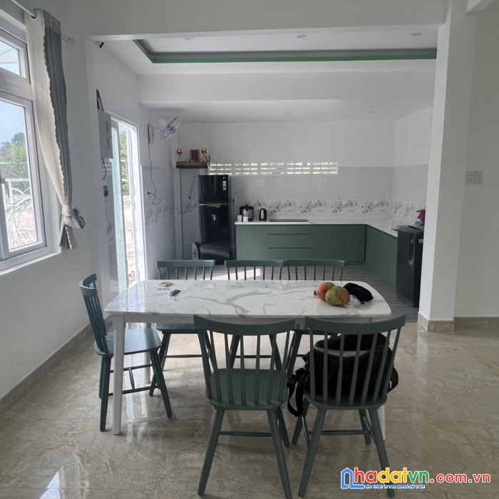 Bán 435m2 đất vị trí giữa chợ đêm đà lạt&sân bay liên khương, srxd,full đất ở đô thị 10tỉ
