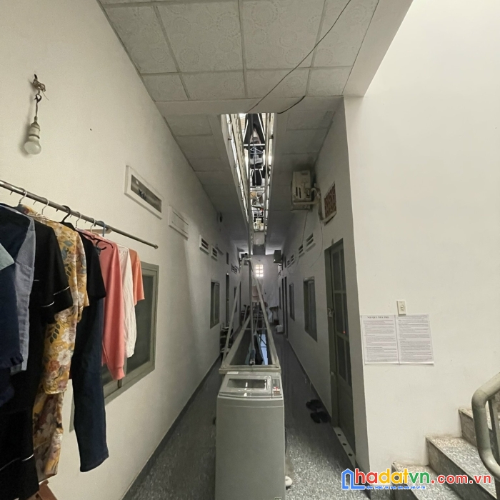 Nhà 8x27m lửng 3 lầu 21p hẻm chính 142 nguyễn thị thập p bình thuận q7
