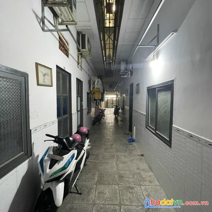 Nhà 8x27m lửng 3 lầu 21p hẻm chính 142 nguyễn thị thập p bình thuận q7