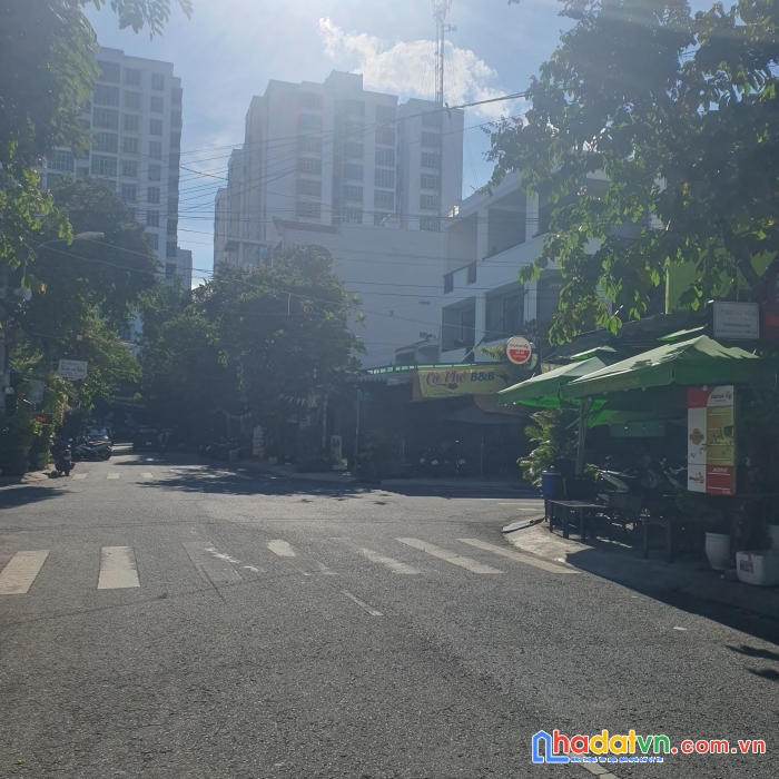 Nhà cấp 4 đường 85 phường tân quy q7. giá tốt xây chdv