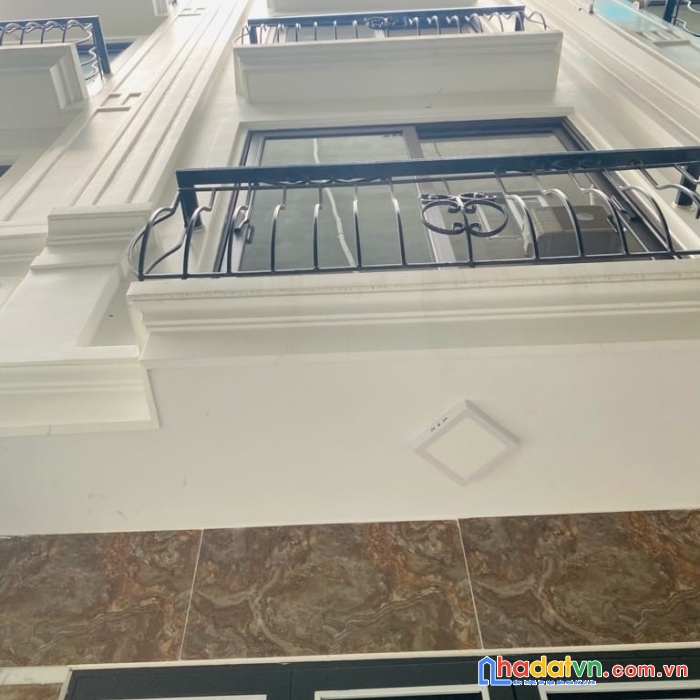 Chỉ 1,6 tỷ sở hữu nhà 3t full nội thất - gần đh sư phạm thể dục thể thao , ql6