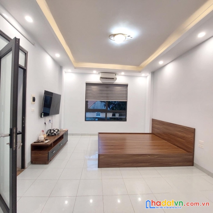 Bán nhà phố trương định, hoàng mai 34m, 5 tầng. giá: 4.6 tỷ