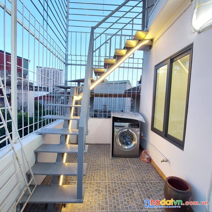 Bán nhà phố trương định, hoàng mai 34m, 5 tầng. giá: 4.6 tỷ
