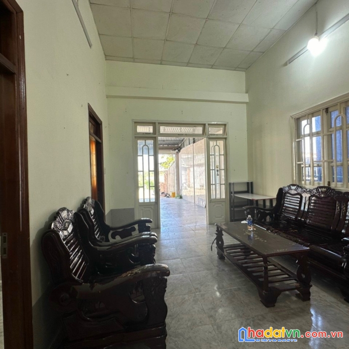 Bán nhà xây kiên cố phường 5 tp đà lạt, đường ô tô lê lai, 3pn 2tỉ250, lh 0888-113-882