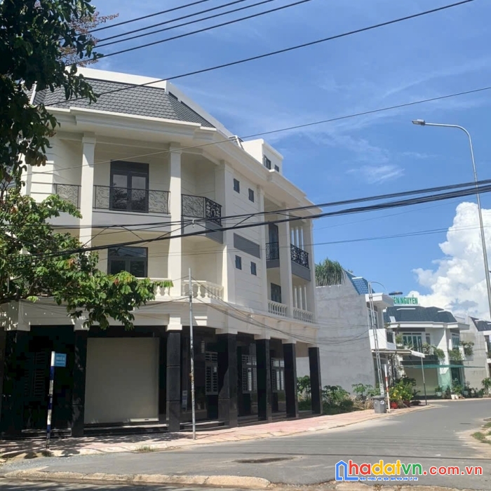 Bán giá ngộp nhà mặt tiền nguyễn thị tồn xây 1 trệt 2 lầu