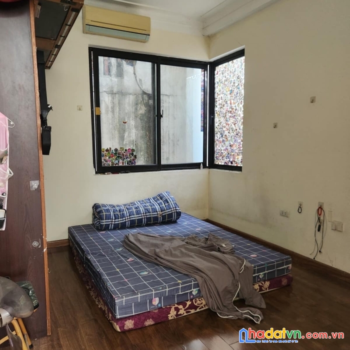 Bán nhà phố võ thị sáu, hai bà trưng 32m, 4 tầng. giá: 4.8 tỷ