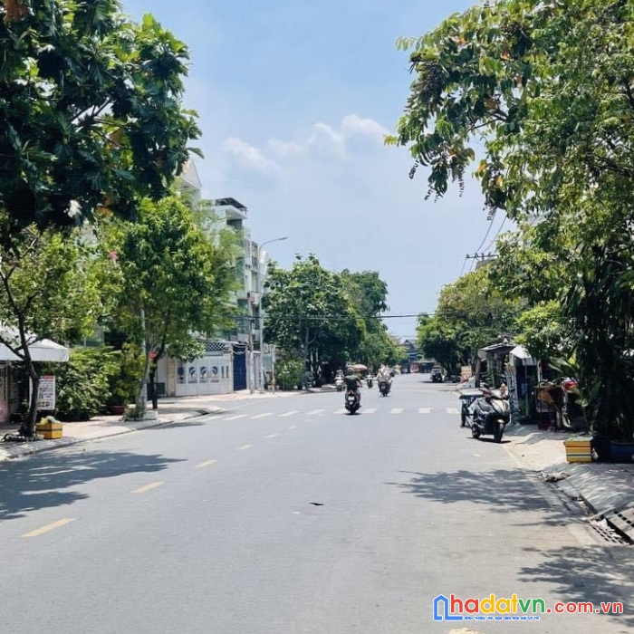 Bán căn nhà kđt - p. an phú - quận 2. dt: 5x18m, dtsd: 314m2 (hầm + 4 lầu + tm). giá: 13 tỷ