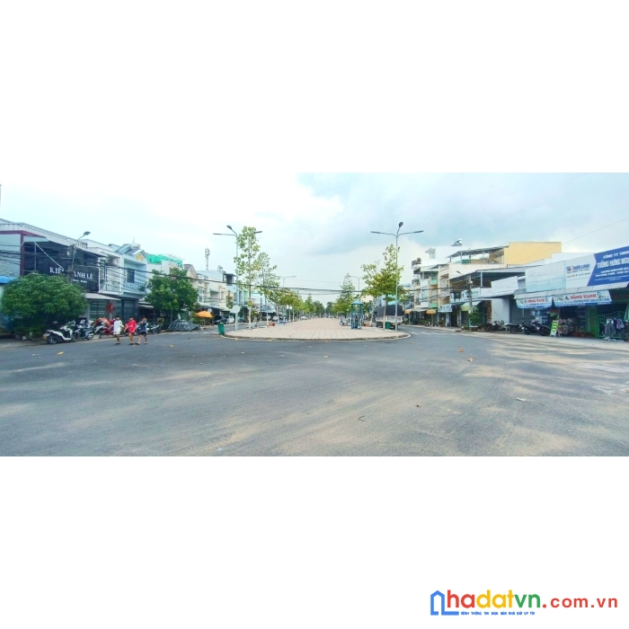 Cặp nhà mặt tiền công viên nguyễn tất thành 2tixxx/căn