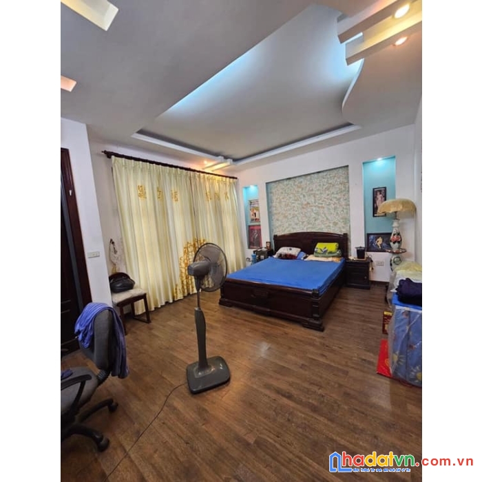 Bán nhà ngõ 91 nguyễn chí thanh, đống đa 56m, 5 tầng, mt 5.6m. giá: 27 tỷ