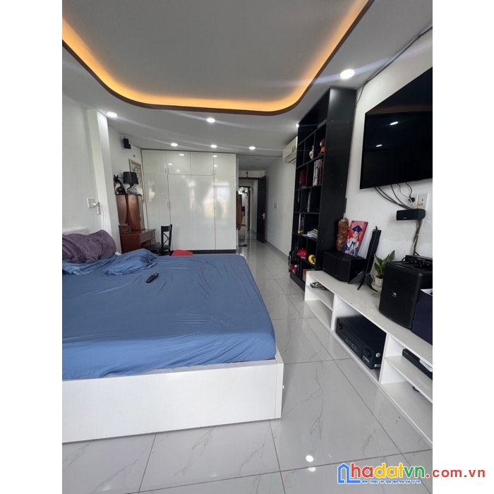 Nhà 5 tầng mt đường dạ nam, phường 2, quận 8, ngang khủng 7/2m 