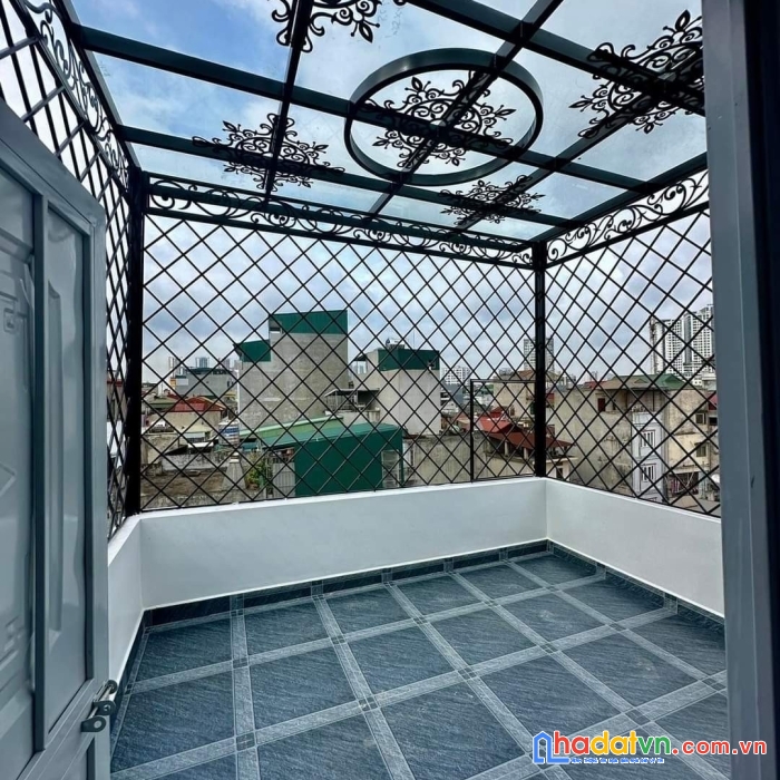 Bán nhà ngõ 454 minh khai. s 45m 6t thang máy, nhà mới