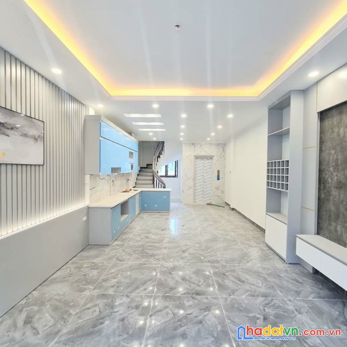 Bán nhà ngõ 622 minh khai. 45m xây mới 5t thang máy, full nội thất. chỉ 7.5 tỷ