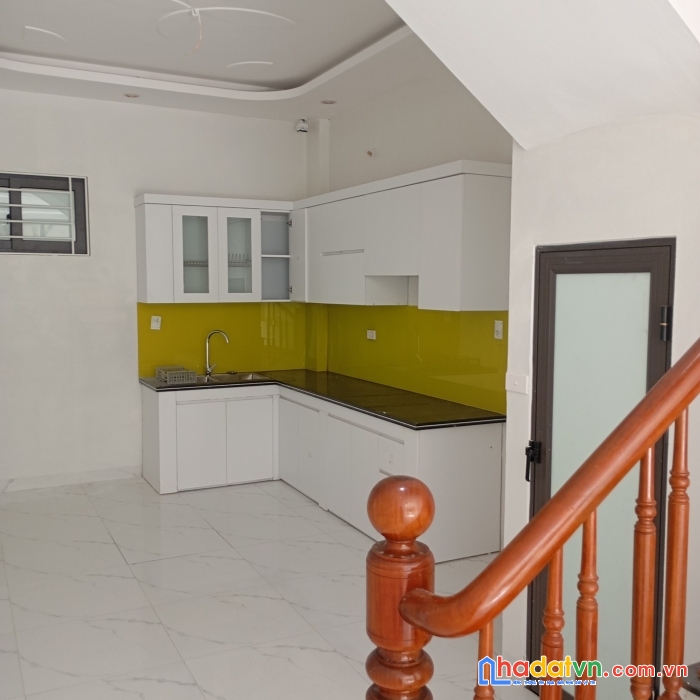 Quá rẻ ..nhỉnh 2tỷ có nhà 3t*39m2 ô tô đỗ cửa cách tt hà đồng 15p di chuyển