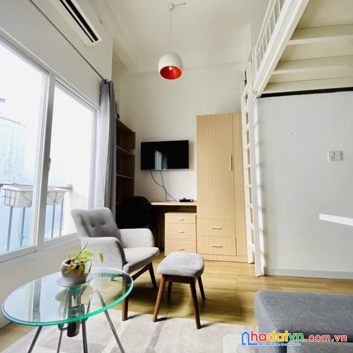 Bán nhà mặt tiền quận 2- p. thảo điền (dt: 4 x15; trệt + 4 lầu, 9 phòng chdv). giá: 13.5 tỷ