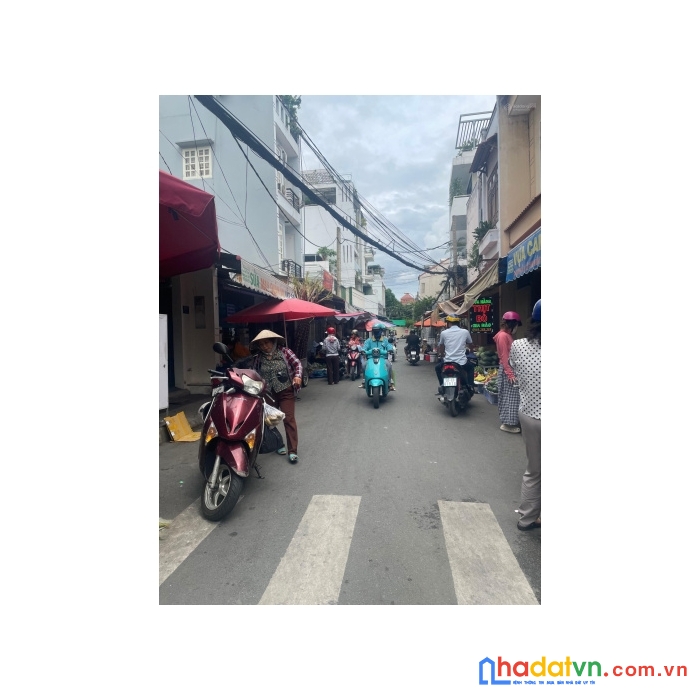 Bán căn nhà quận 2 - p. an khánh ngay chợ đo đạt. dt: 4x20m. giá: 15 tỷ (giá chốt nhanh 13 tỷ)