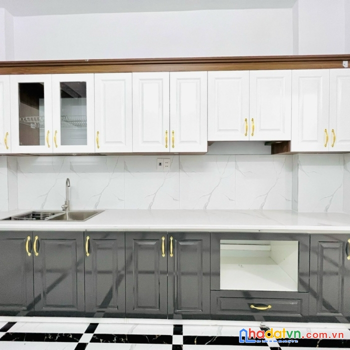 Bán nhà phố phúc lợi. dt 35m2, giá 3.5 tỷ. nhà mới 5 tầng.