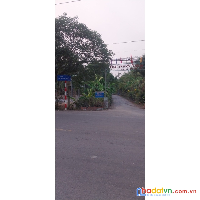 Cần bán đất thấp hơn định giá ngân hàng 500m2 odt, trung tâm thị trấn đông thành