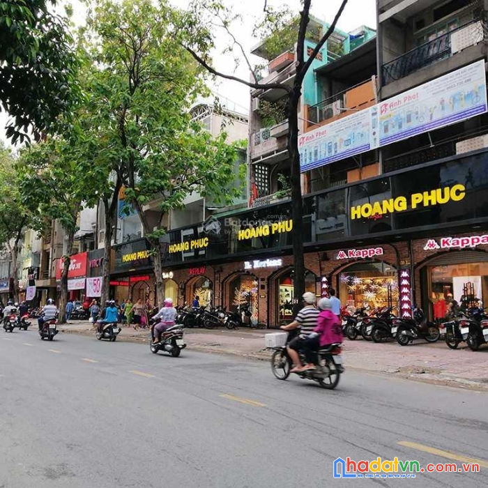 Bán nhà mặt tiền đường nguyễn trãi - quận 1. dt: 4.5 x17. giá: 38 tỷ
