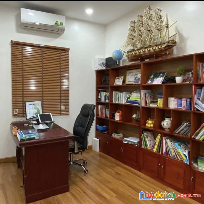 Bán nhà phố minh khai, hai bà trưng 57m, 4 tầng. giá: 12.5 tỷ
