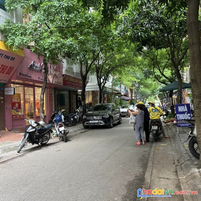 Bán nhà phố đỗ quang, cầu giấy 64m, 8 tầng, mt 5m. giá: 32 tỷ