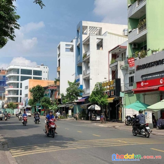 

nhà phố hđt bàn giao ngay, pháp lý rõ ràng

