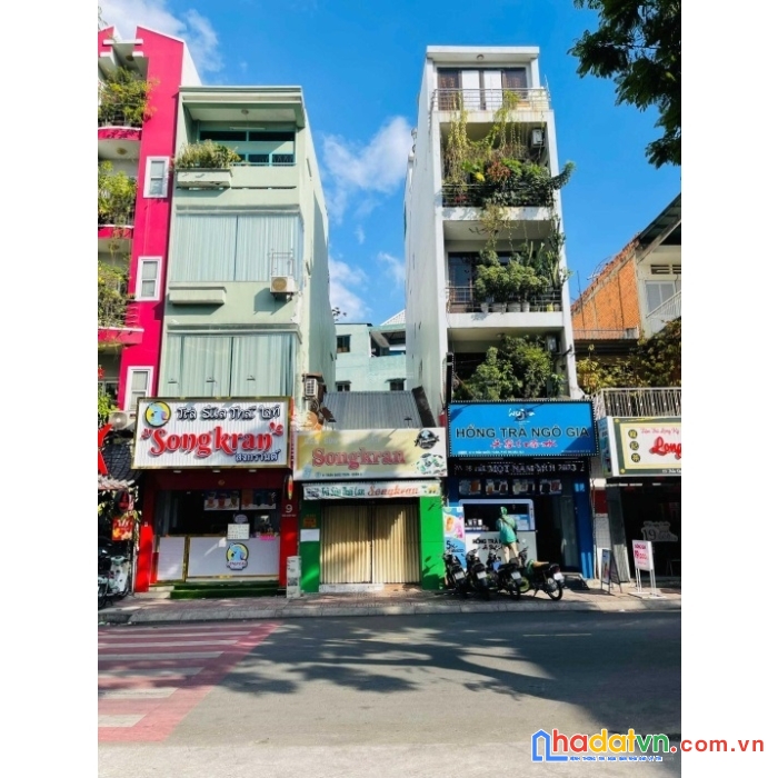 Nhà phố 3 lầu gần nguyễn thị minh khai, p.6 q.3  - 4.1x19m giá 39.5 tỷ