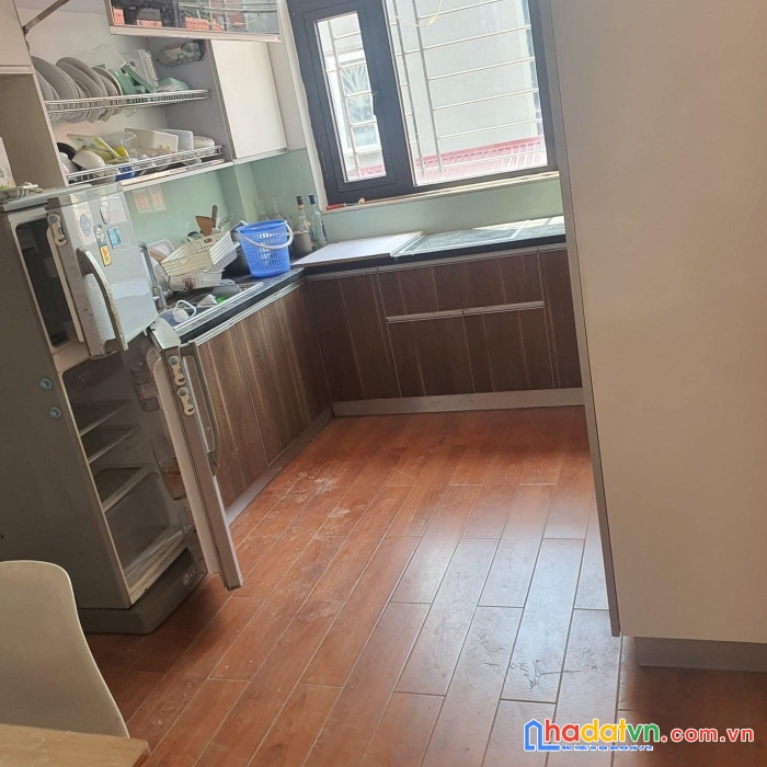 Bán nhà ngõ quỳnh, hai bà trưng 33m, 5 tầng. giá: 6.5 tỷ