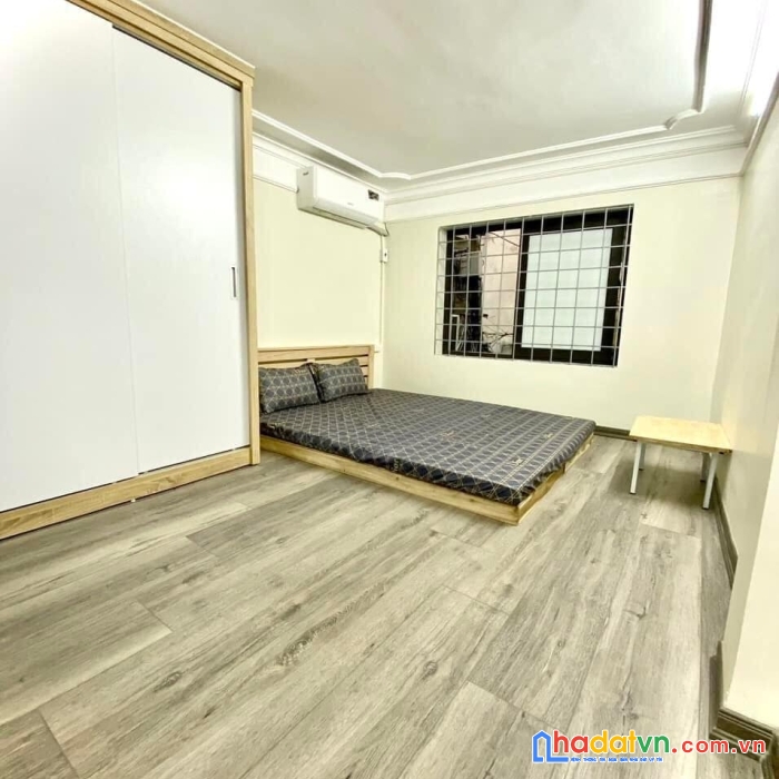 Bán nhà ngõ trại cá, trương định 33m, 5 tầng. giá: 6.38 tỷ