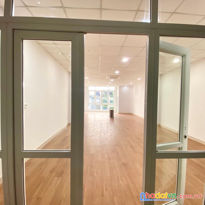 Chính chủ cho thuê mặt bằng, văn phòng dt 100m2/sàn giá 12 triệu/sàn