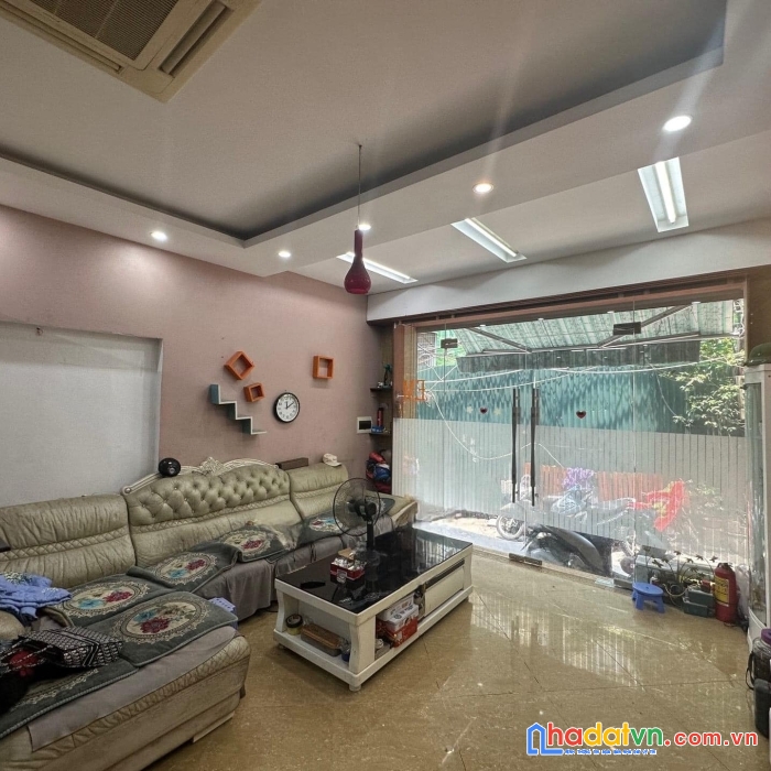 Bán nhà phố trần khát chân, hai bà trưng 53m, 5 tầng, mt 5m. giá: 14 tỷ