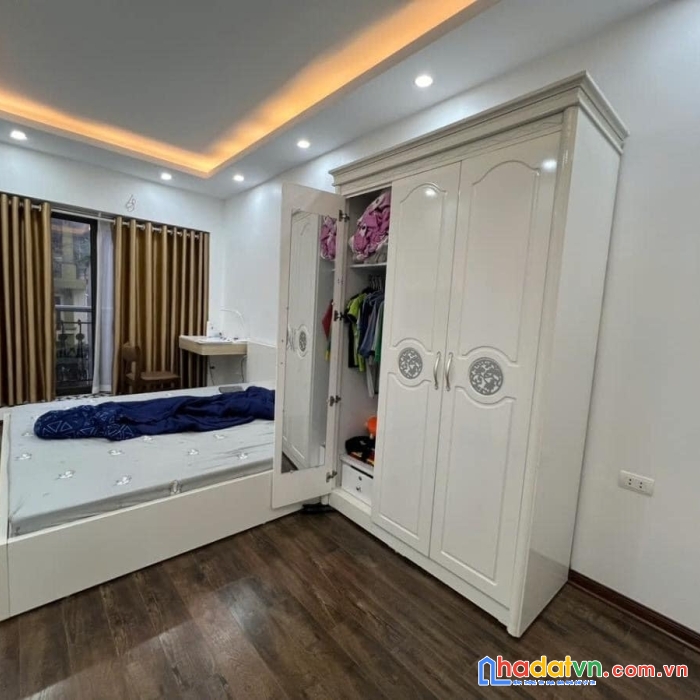 Bán nhà phố đại la, hai bà trưng 37m, 5 tầng. giá: 6.85 tỷ