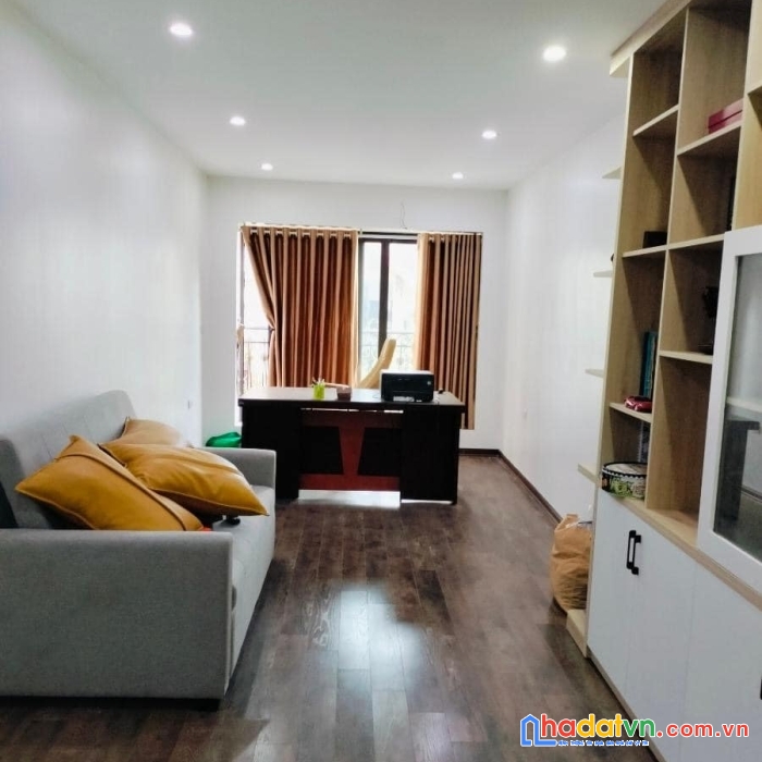 Bán nhà phố đại la, hai bà trưng 37m, 5 tầng. giá: 6.85 tỷ