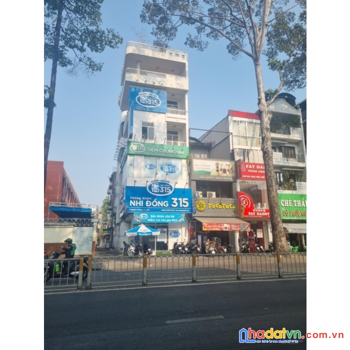 Cơ hội đầu tư lớn tại án toà nhà  cửu long , p2. q. tân bình - dt: 7x26m, giá  79.9 tỷ
