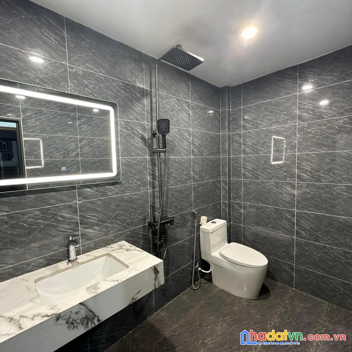 Bán nhà thạch bàn 6t thang máy, lô góc, nhà mới, full nội thất, gần phố