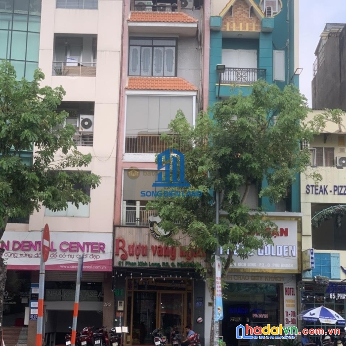 Giá: 16.5 tỷ/ bán nhà mặt tiền đường phan xích long- phú nhận. dt: 4 x11 ( trệt + 3 lầu)
