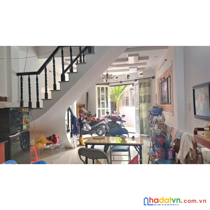 Gấp bán trần quý cáp, bình thạnh, 2 tầng btct, 4 pn, 60m2 (4x15), nhỉnh 5 tỷ