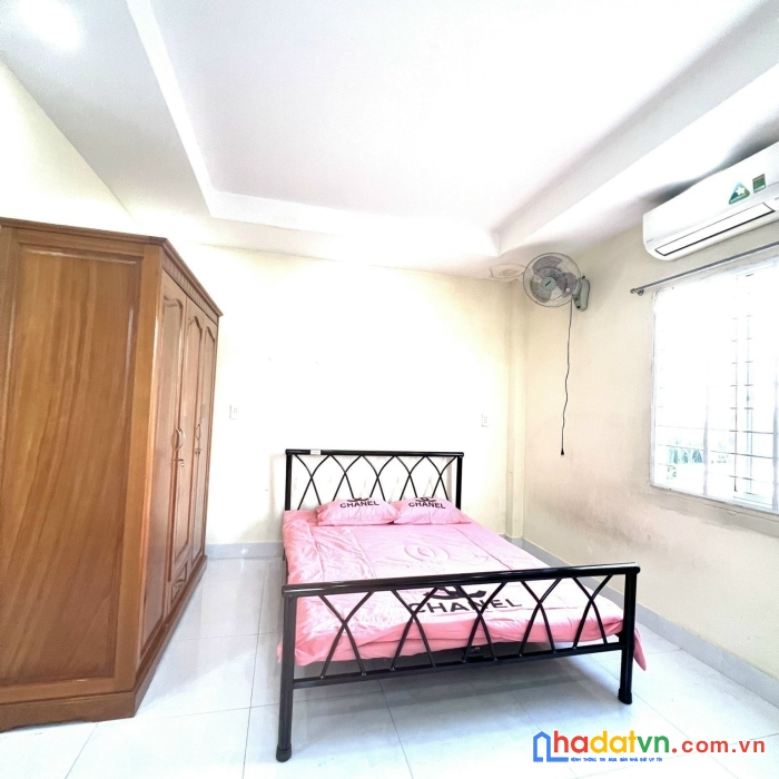 Cho thuê chdv đủ tiện nghi chỗ sạc xe điện , toilet riêng 1344/10 lê văn lương, giá 3 triệu
