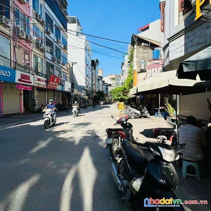 Bán nhà mặt phố tam khương, đống đa 62m, 5 tầng, mt 4.3m. giá: 25.2 tỷ