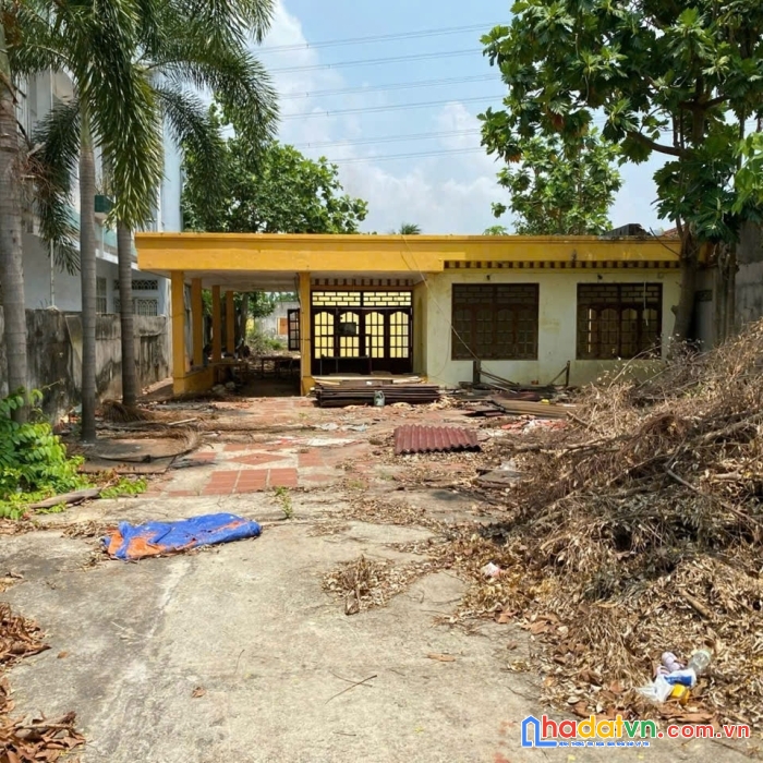 Bán 1200 m2 thổ cư ngay thành phố tân an - long an , giá chỉ 10.8 tỷ  rẻ bất ngờ 
