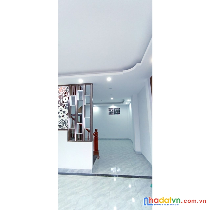 Hiếm! nhỉnh 2 tỷ 46m2 oto đỗ cửa ngay trung tâm đại thành ra yên nghĩa 3,5km