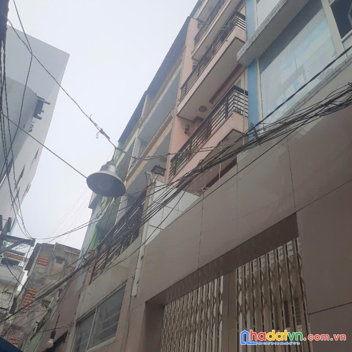 Bán chdv 700 m2 sàn hẻm 606 đường  3/2 p.14 q.10. giá 5 tỷ, 1 triệt 5 lầu , hdt 150tr
