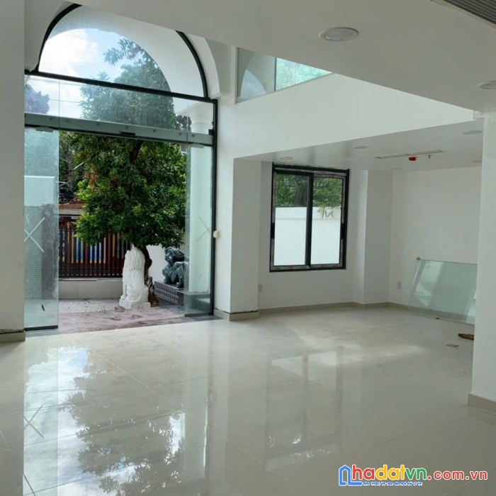 Bán mặt tiền 80m2 lê bình , quận tân bình, giá 12.5 tỷ
