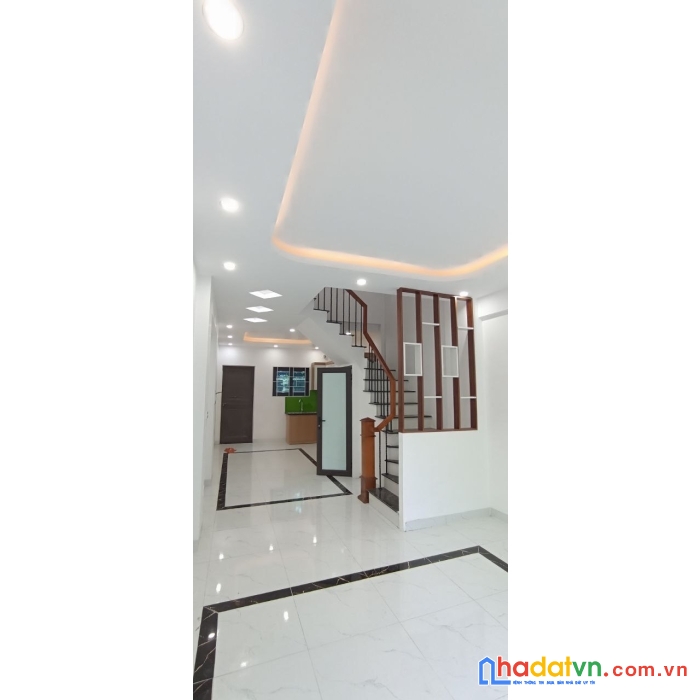 Mở bán 30 căn  giá 1,5-3 tỷ diện tích 30-60m2 ngay cạnh trường tdtt phụng châu cách ql61km
